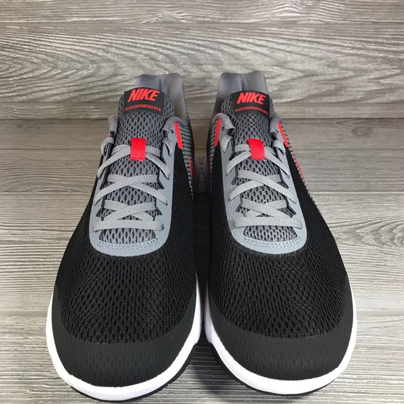 NEW Nike Flex Experience RN - Size 12 - Picture 2 of 5
